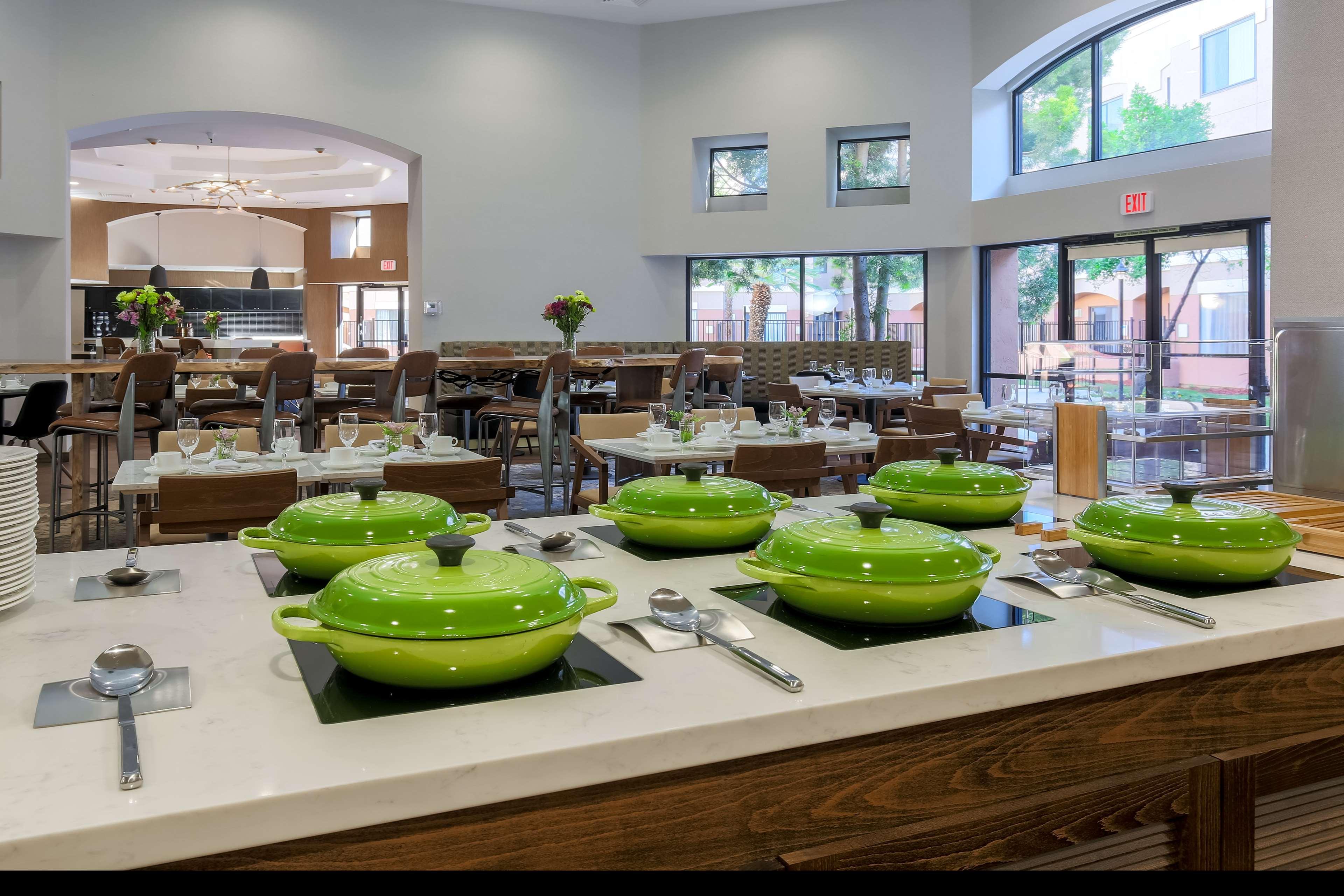 Doubletree Suites By Hilton Hotel Sacramento - Ранчо Кордова Экстерьер фото