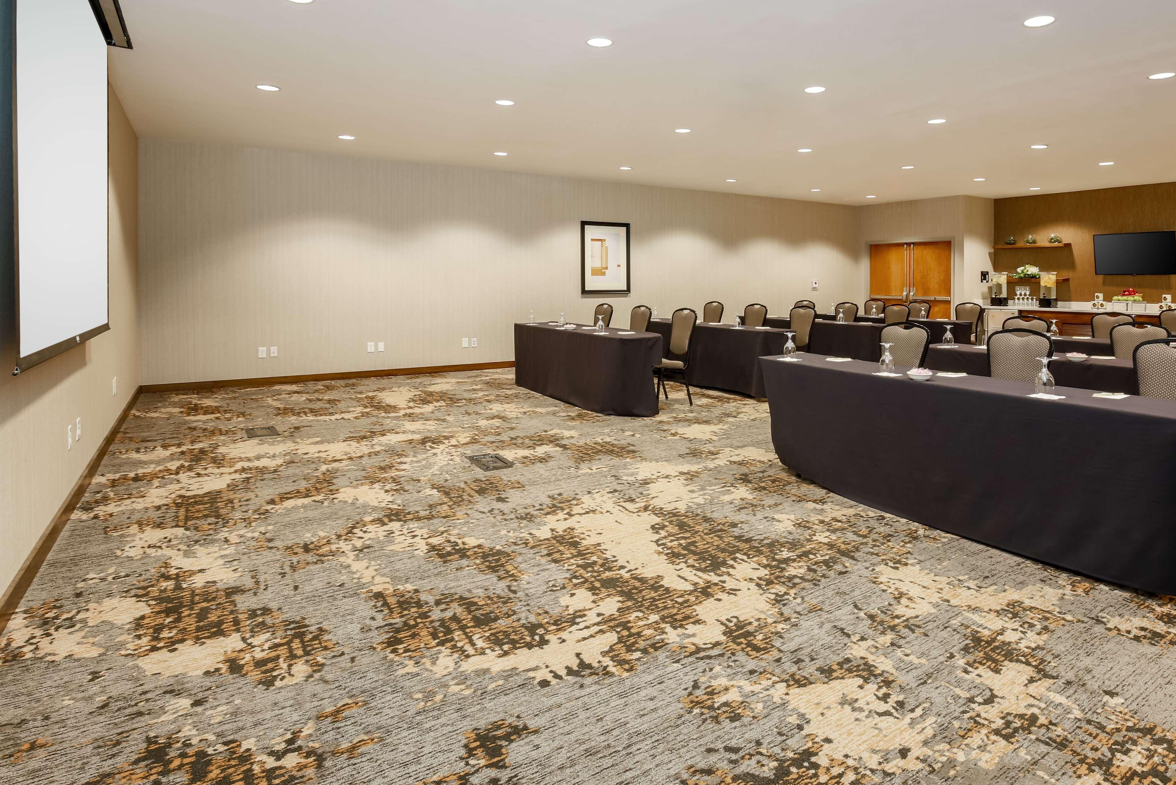 Doubletree Suites By Hilton Hotel Sacramento - Ранчо Кордова Экстерьер фото